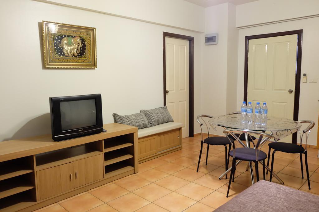 Lomsabai Apartments Bangsaen Εξωτερικό φωτογραφία