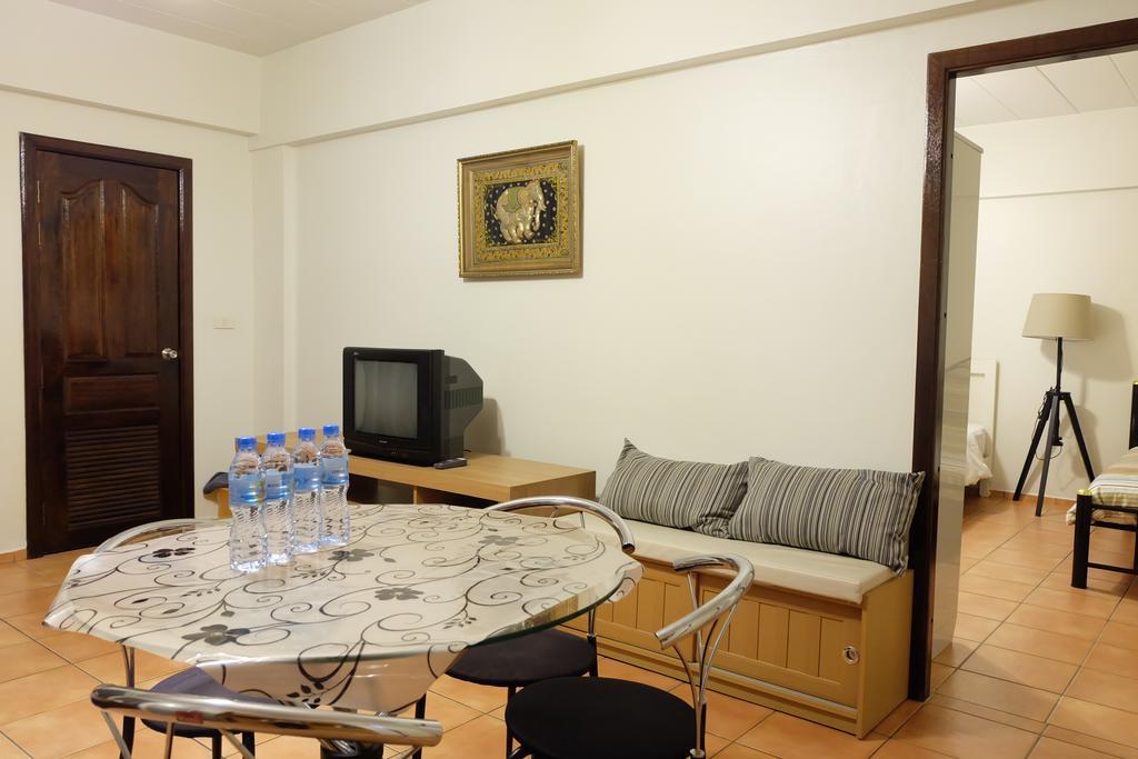 Lomsabai Apartments Bangsaen Εξωτερικό φωτογραφία