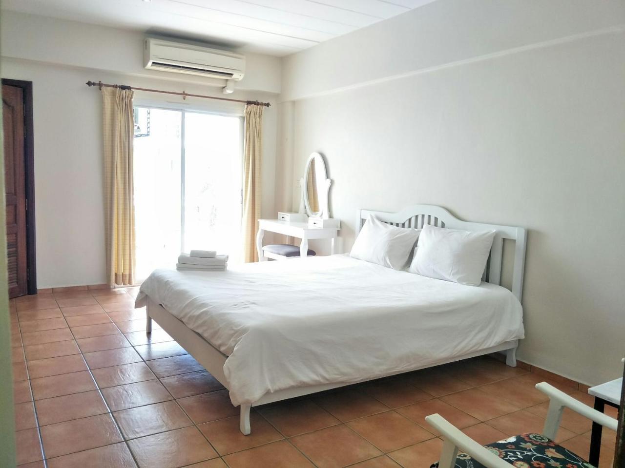 Lomsabai Apartments Bangsaen Εξωτερικό φωτογραφία