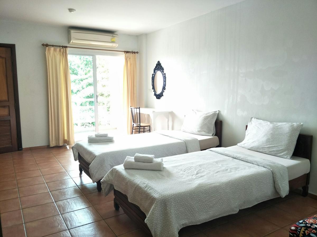 Lomsabai Apartments Bangsaen Εξωτερικό φωτογραφία