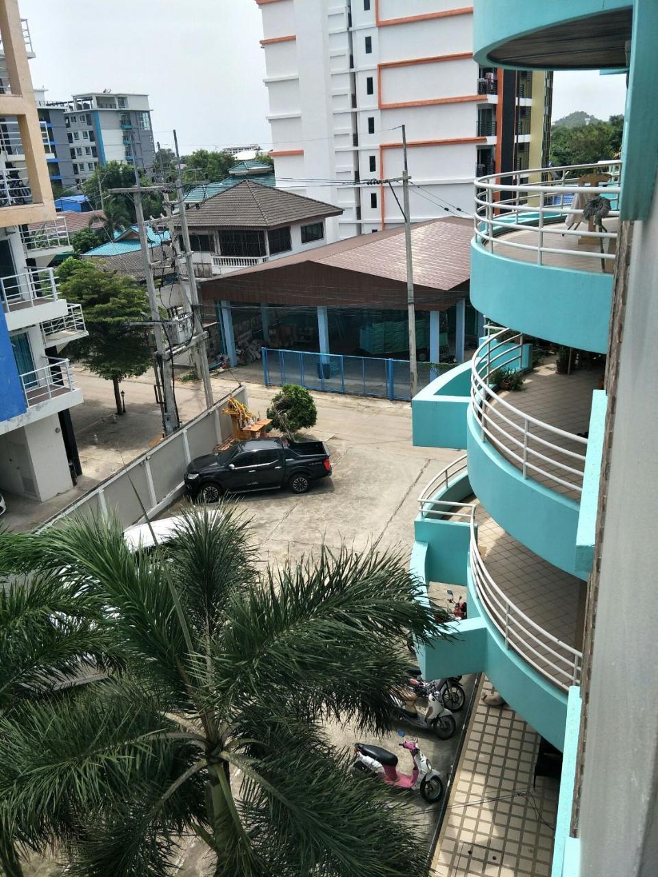 Lomsabai Apartments Bangsaen Εξωτερικό φωτογραφία