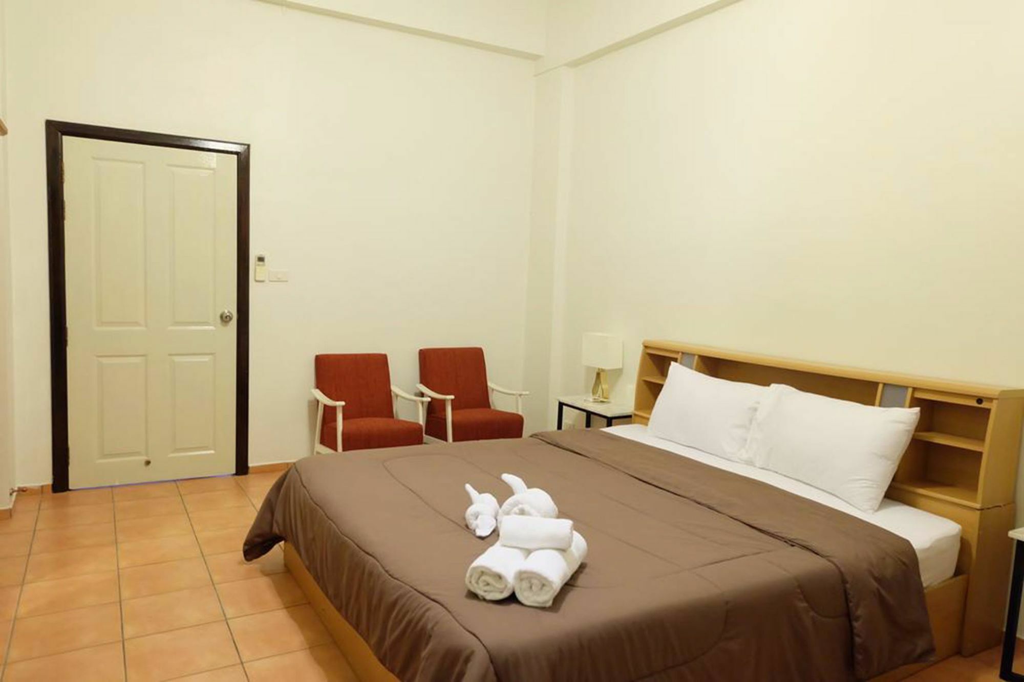 Lomsabai Apartments Bangsaen Εξωτερικό φωτογραφία
