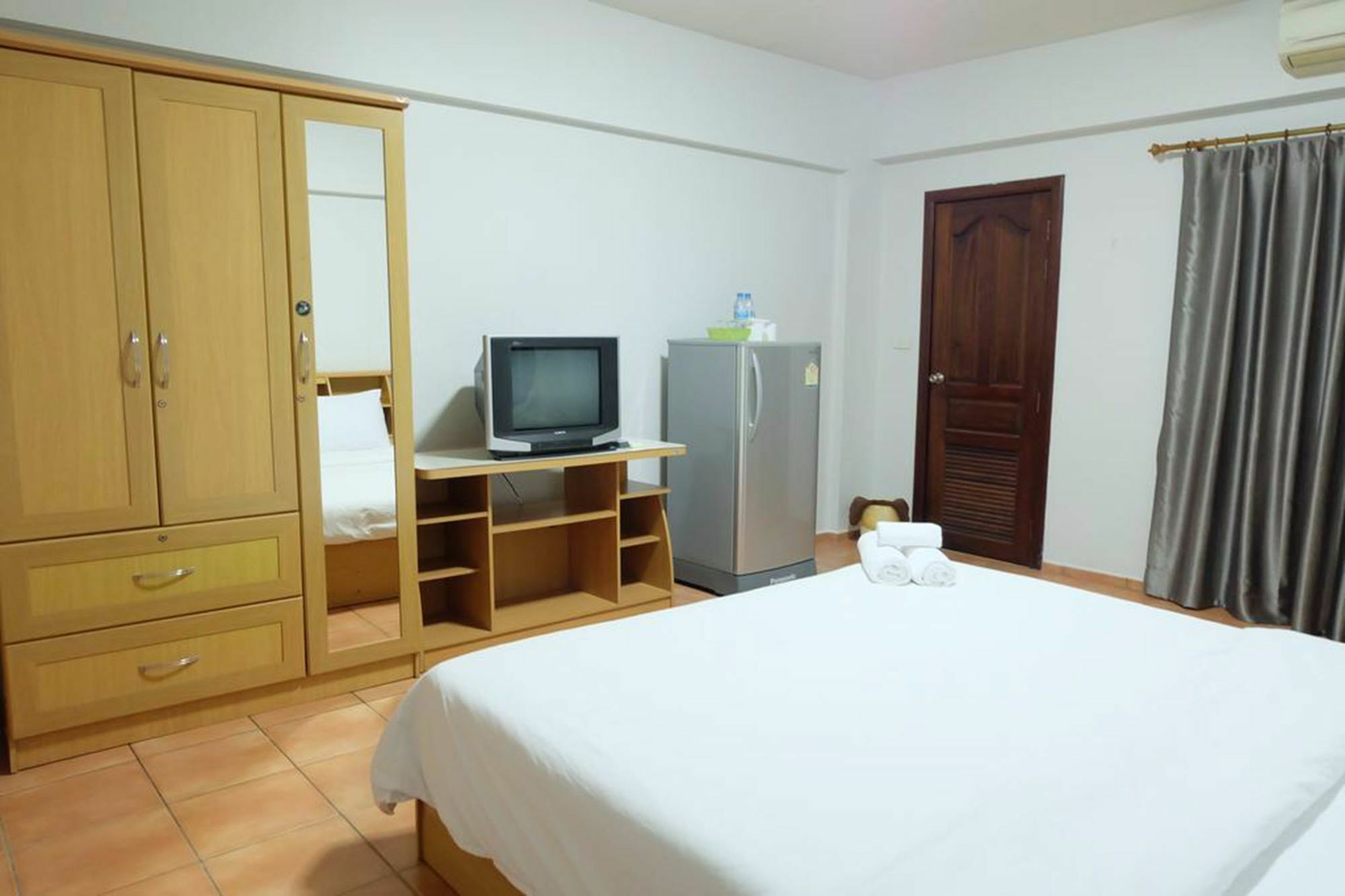 Lomsabai Apartments Bangsaen Εξωτερικό φωτογραφία